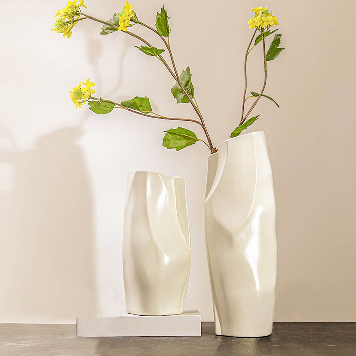 HD-07, 15''/20''H Vase